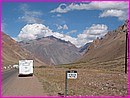 Sur la route, au niveau dela travers�e de la Cordill�re des Andes
