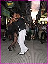 Le tango est partout � Buenos Aires, ici dans une rue du 