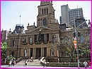 La Mairie de Sydney : elle a de la gueu....