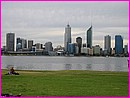 Vue de Perth depuis l'autre c�t� de la Swan River