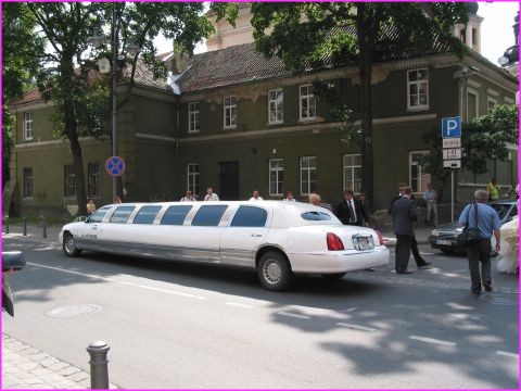 On sait aussi ici faire les mariages comme � Las Vegas ! (Lituanie)