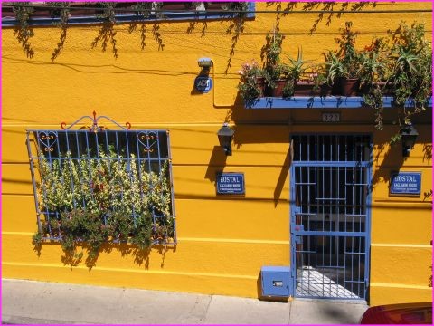 Jolies couleurs sur les hauteurs de Valparaiso