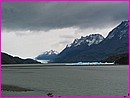 Le Lago Grey et au fond le glacier