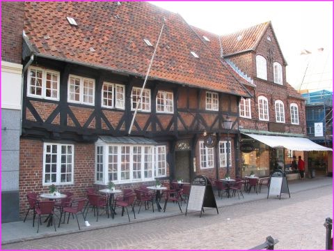 Un bel h�tel (Den Gamle Arrest) dans une vielle batisse (ancienne prison)