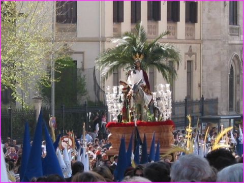 Grenade : procession