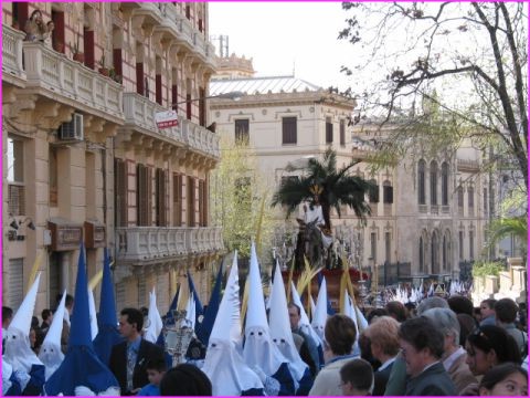 Grenade : procession