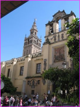 S�ville : procession