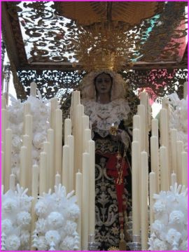 S�ville : procession