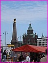 La cathdrale orthodoxe Ouspensky  Helsinki vue de la place du march