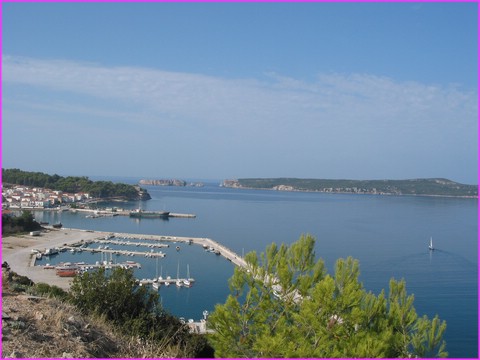 La plus belle baie du P&eacute;l&eacute;pon&egrave;se : celle de Pylos