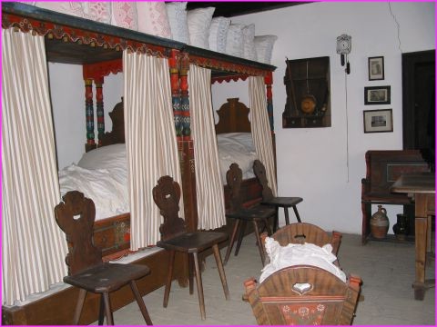 L'int�rieur reconstitu� d'une maison Hongroise au Mus�e ethnographique de Szentendre