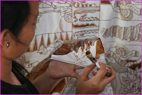 Travail du Batik