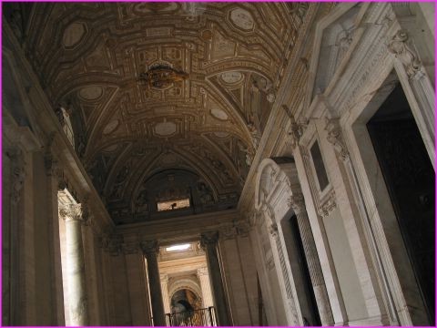 Entr�e de la basilique St Pierre au Vatican