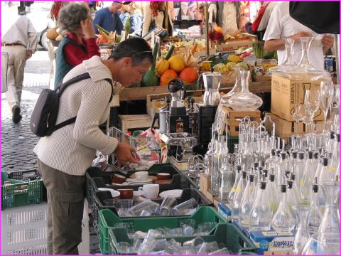 Elle a n�goci� ferme, en Italien s'il vous plait, le prix de cette machine � p�tes ramen�e dans notre coffre