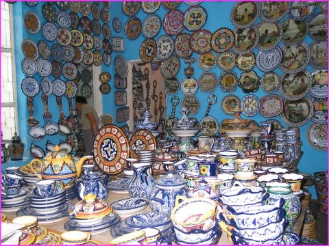 Les fameuses c�ramiques polychromes, les Talaveras, de Puebla