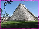 La pyramide du Devin � Uxmal