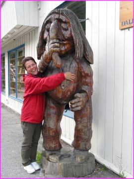 Celui l� �tait si beau (berk !!) que Patricia est tomb�e dans ses bras