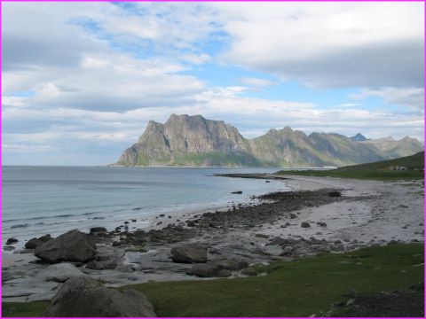 En attendant le soleil de minuit � Utakleiv