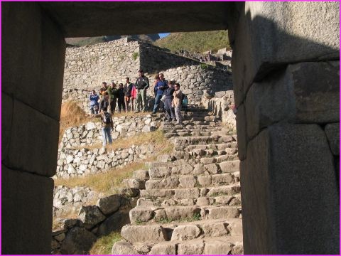 ... en parcourant le site, vue de notre groupe de visite