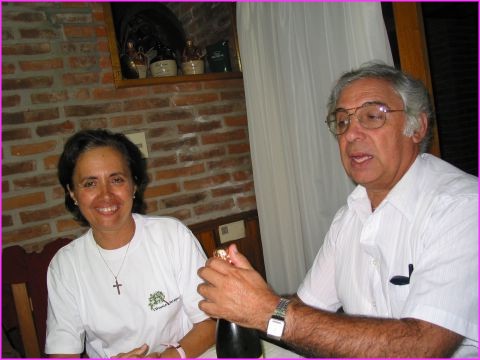 Jorge et Martha qui nous ont ouvert leur maison et fait visiter leur ville Fray Bentos